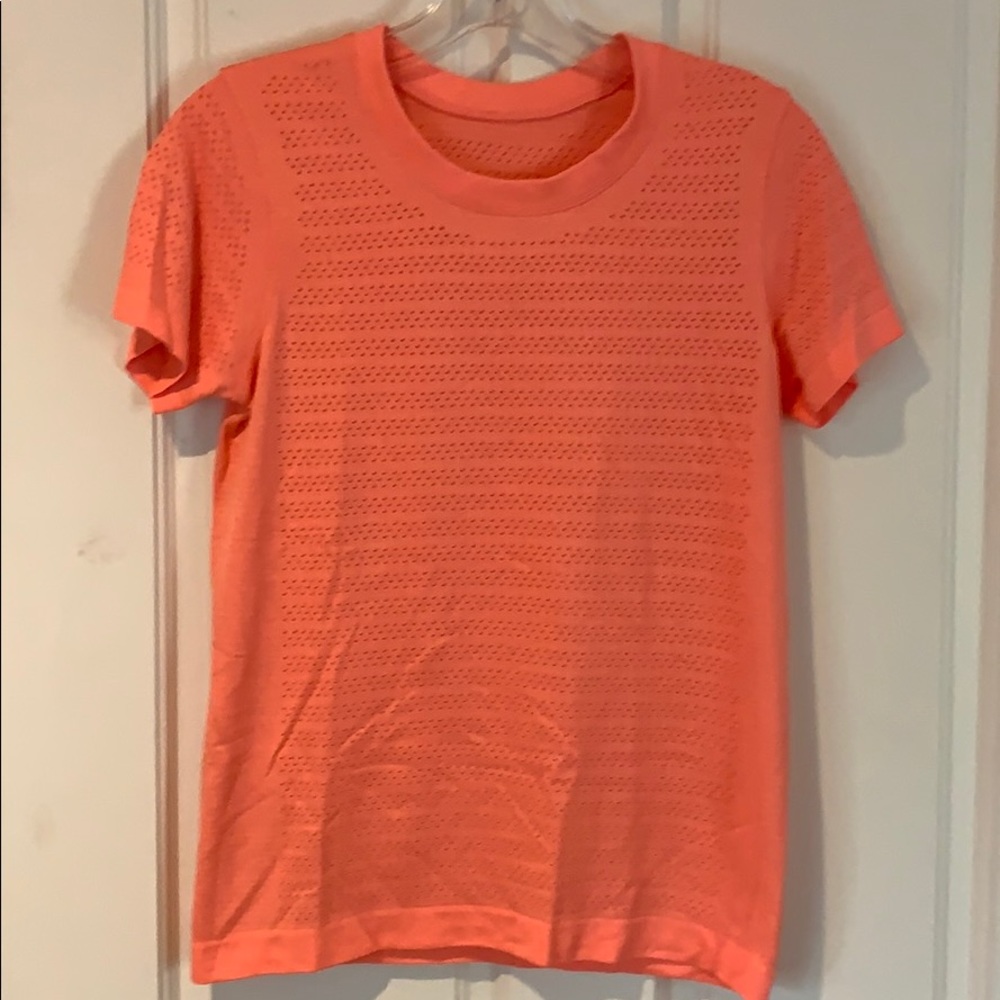 Lululemon Sz 4 Orange/Pink Breeze By Short Sleeve